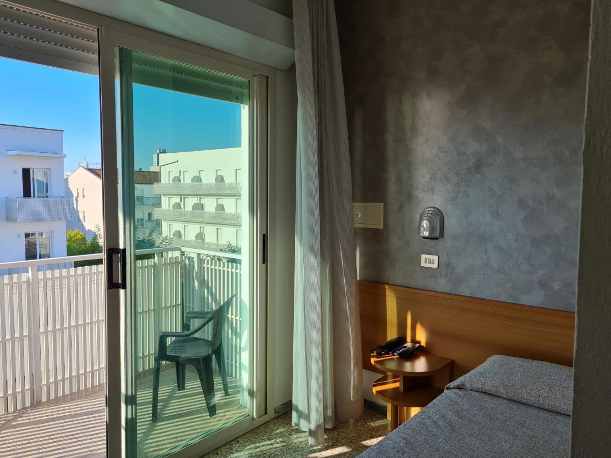 Abahotel Milano Marittima Exterior foto