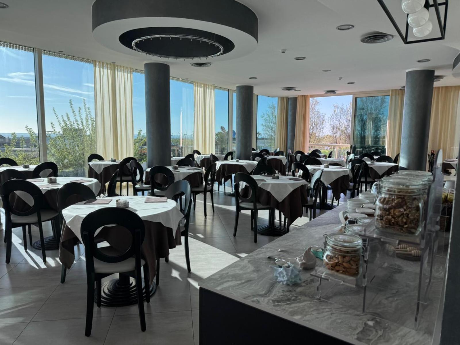 Abahotel Milano Marittima Exterior foto